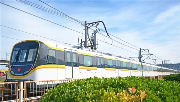 全自動駕駛最高等級！西安地鐵8號環(huán)線列車首次亮相